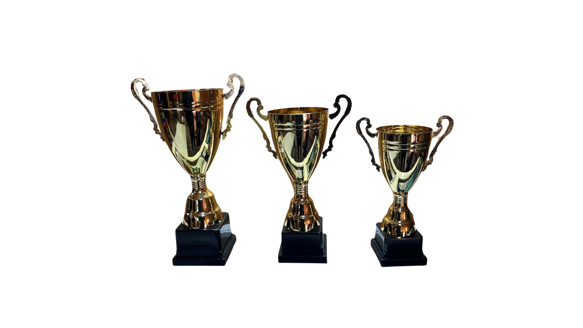 Copas metalicas en acabado dorado